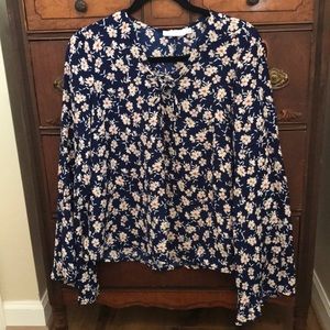 Lush brand flowey sleeve blouse, size L